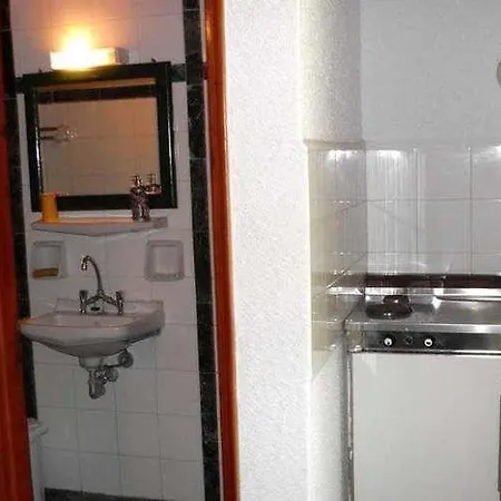 Akis Kontogialos-pelekas 佩雷卡斯