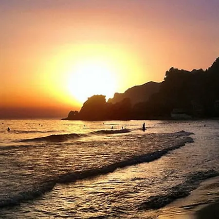 Akis Kontogialos-pelekas Апартаменты *