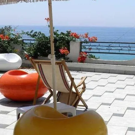 Akis Kontogialos-pelekas Апартаменты Пелекас