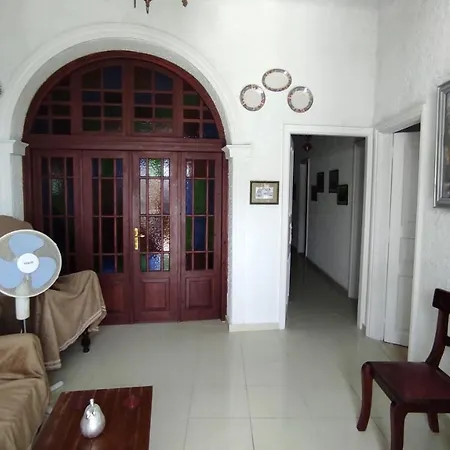 Akis Apartment *