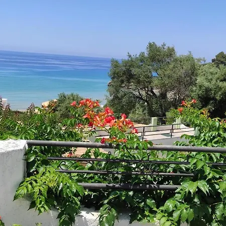 Apartment Akis