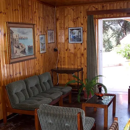 Apartment Akis *