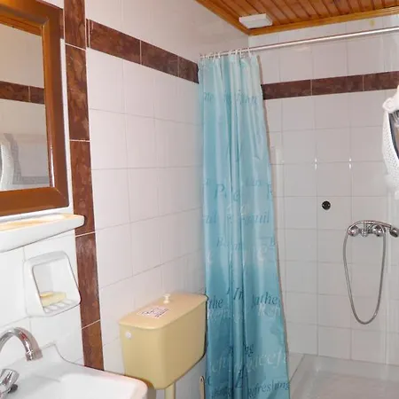 Akis Kontogialos-pelekas Apartament *