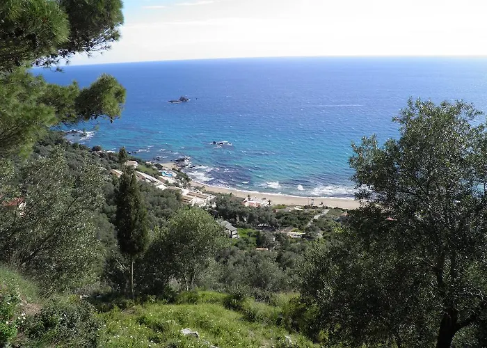 Akis Kontogialos-pelekas Apartmán *