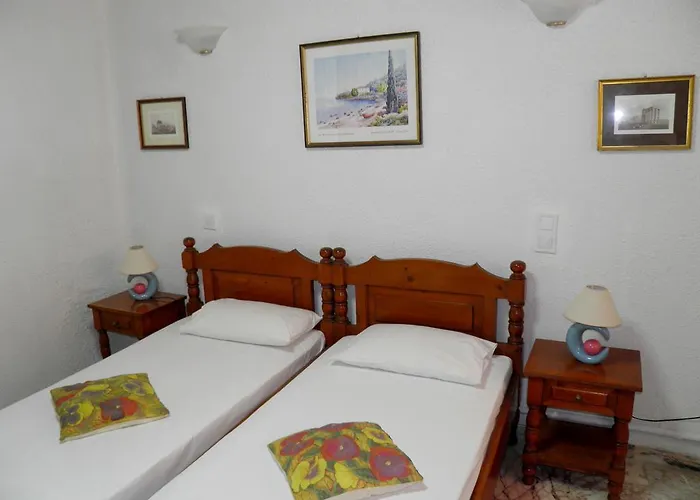 Akis Kontogialos-pelekas Apartmán *