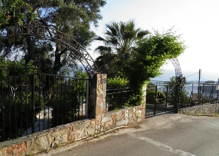 Akis Kontogialos-pelekas Pelekas