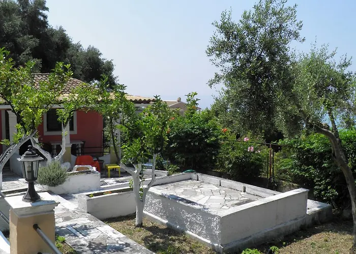 Akis Kontogialos-pelekas Apartmán *