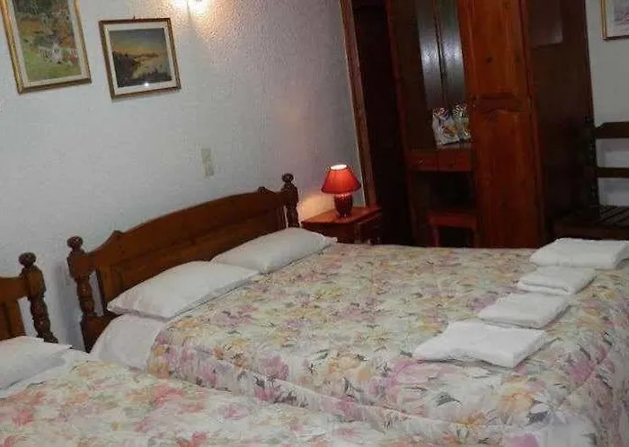 Akis Kontogialos-pelekas Apartmán