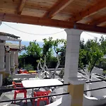 Akis Kontogialos-pelekas *