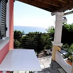 Akis Kontogialos-pelekas